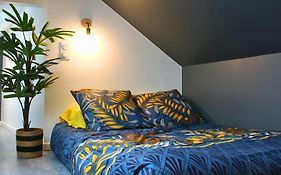 Yokohama, Duplex Avec Jardin